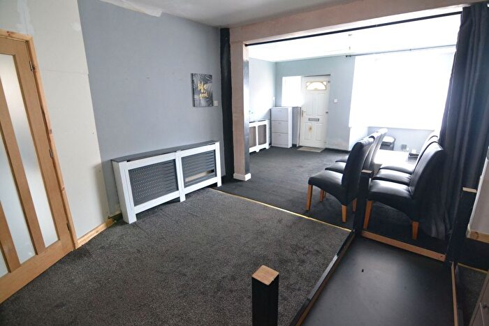 3 Bedroom Semi-Detached House To Rent In Marston Road, Wolverhampton, WV2