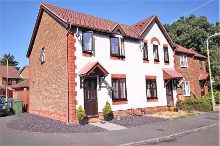 2 Bedroom End Of Terrace House To Rent In Rosemary Gardens, Whiteley, Fareham, PO15