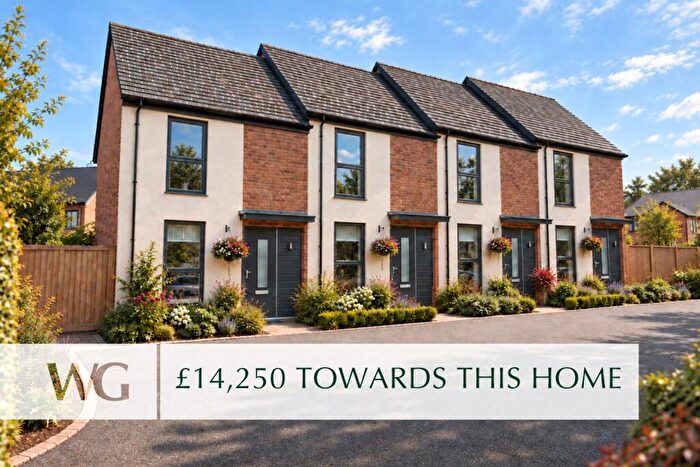 2 Bedroom End Of Terrace House For Sale In Beryl Row, Exeter, EX4
