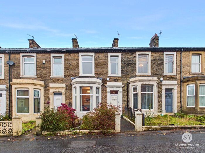 3 Bedroom Terraced House For Sale In Revidge Road, Blackburn, BB2