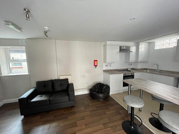 6 Bedroom House To Rent In Cherry Street, Sheffield, S2