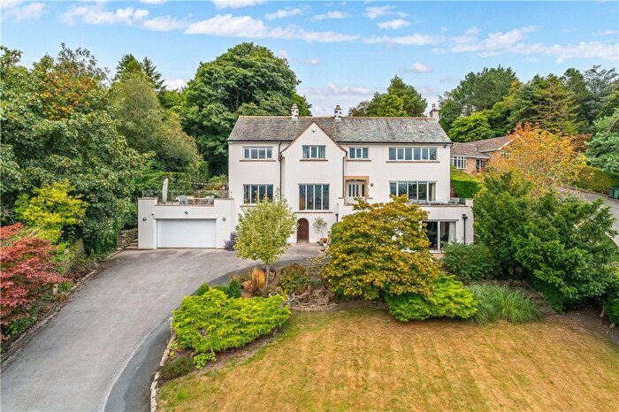 5 Bedroom Detached House For Sale In Odda Cottage, Main Street, Hawksworth, Leeds, LS20