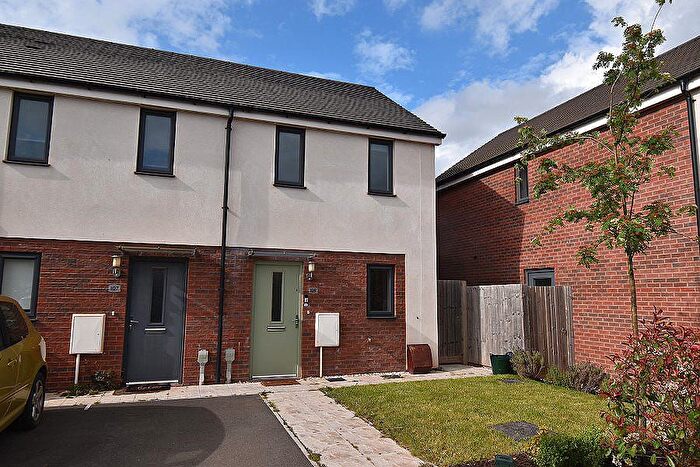 2 Bedroom Semi-Detached House For Sale In Hutchings Drive, Tithebarn, Exeter, EX1