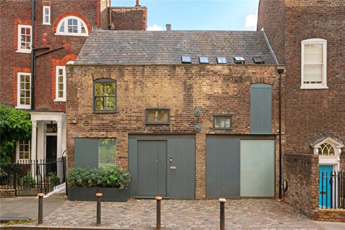 4 Bedroom Terraced House For Sale In Hornsey Lane, London, N6