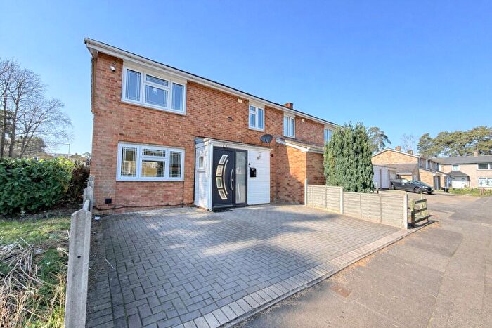 3 Bedroom Semi-Detached House For Sale In Letcombe Square, Bracknell, Berkshire, RG12