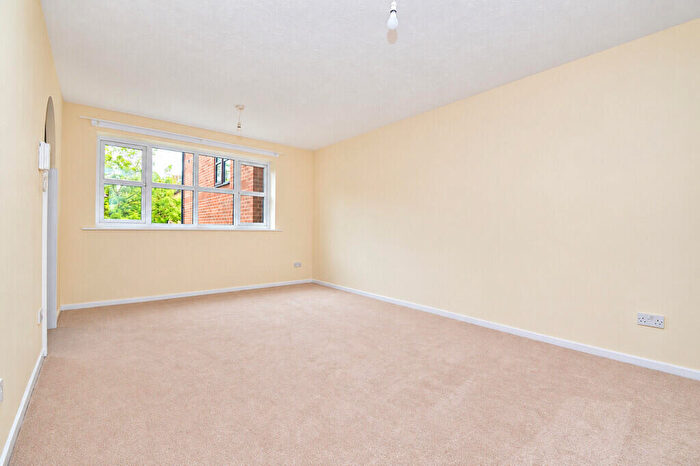 2 Bedroom Apartment To Rent In Longtown Court, Osbourne Road, DA2