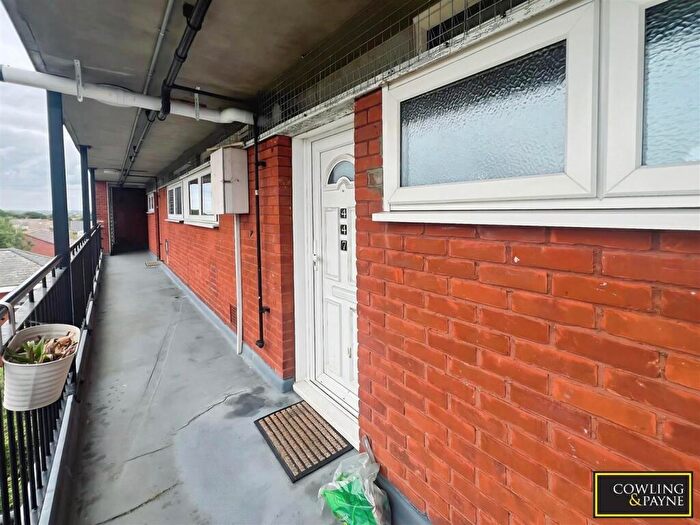 1 Bedroom Flat To Rent In Clayhill Road, Basildon, Essex, SS16