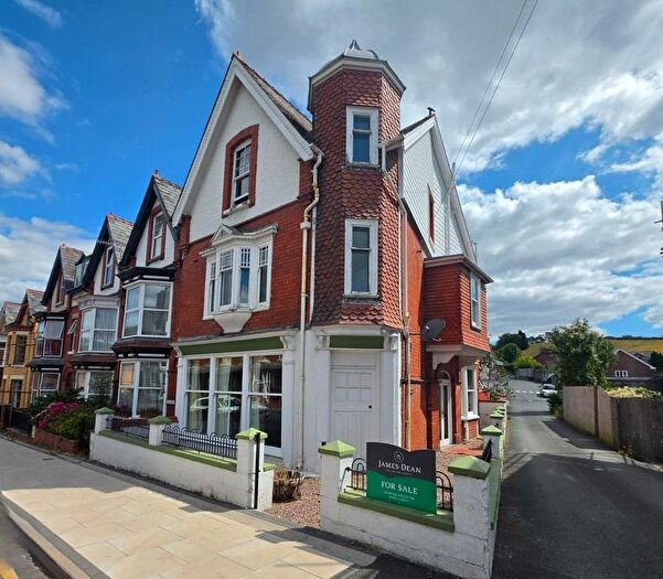 6 Bedroom Semi-Detached House For Sale In Wellington Road, Llandrindod Wells, LD1