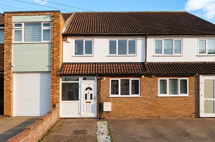 3 Bedroom Terraced House For Sale In James Lane, London, E10