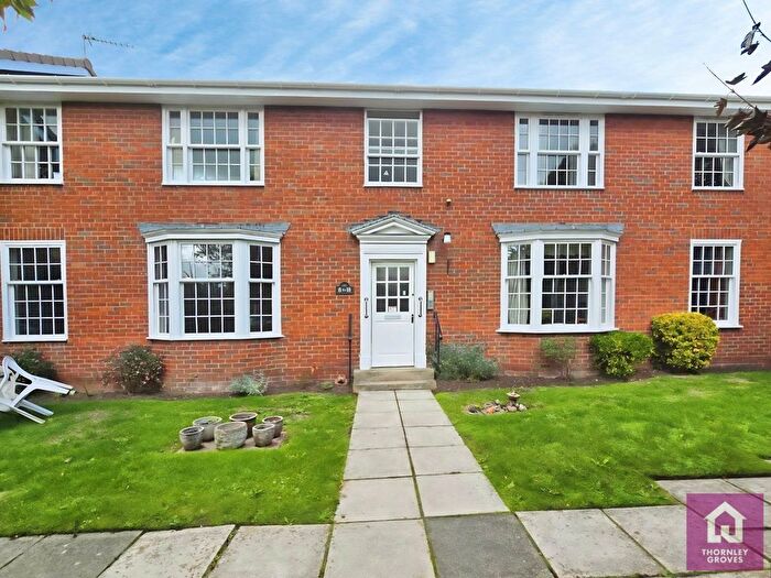 2 Bedroom Flat For Sale In Browns Lane, Handbridge, Chester, Cheshire, CH4