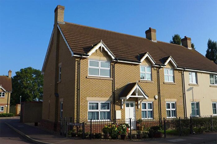 2 Bedroom Apartment To Rent In Williams Court, Biggleswade, SG18