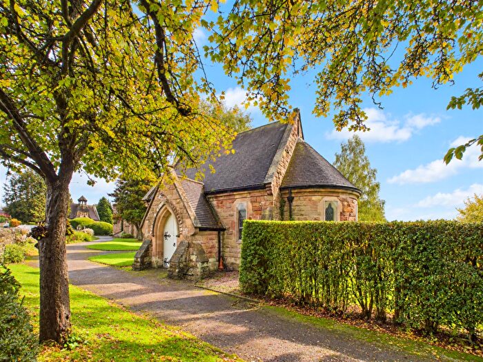 Detached House For Sale In North Chapel, Hazelwood Road, Duffield, DE56