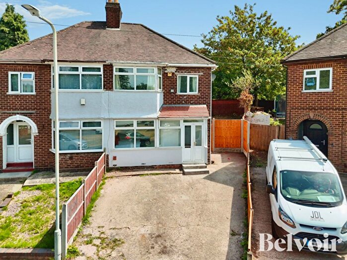 3 Bedroom Semi-Detached House For Sale In Inkerman Grove, Wolverhampton, WV10