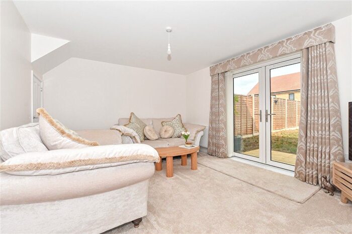 3 Bedroom Semi-Detached House For Sale In Dragonfly Close, Minster On Sea, Sheerness, Kent, ME12