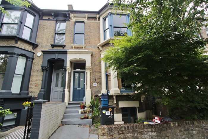 2 Bedroom Maisonette To Rent In Alconbury Road, E5
