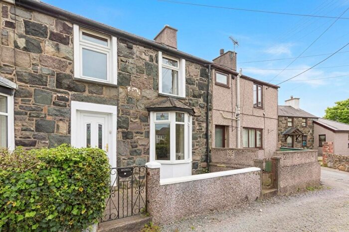 2 Bedroom Terraced House For Sale In Rhostryfan, Caernarfon, Gwynedd, LL54