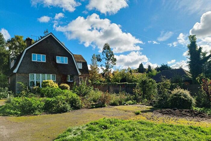 6 Bedroom Detached House For Sale In Catherington, Hampshire, PO8