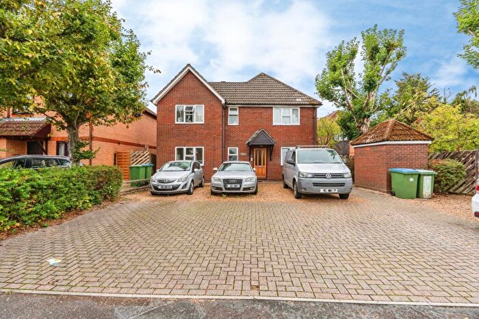 2 Bedroom Flat For Sale In Carlisle Road, Southampton, Hampshire, SO16