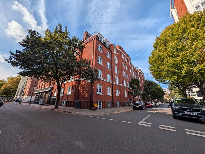 1 Bedroom Flat To Rent In Thanet Street, London, WC1H