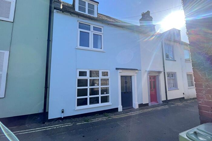 2 Bedroom House To Rent In Church Lane, BN25