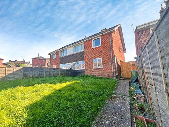 5 Bedroom Maisonette For Sale In Sholing Road, Sholing, Southampton, SO19