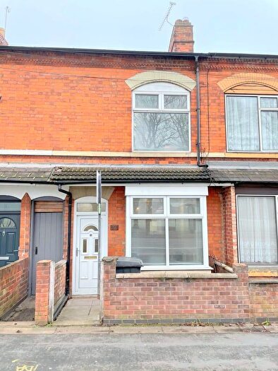 3 Bedroom Terraced House To Rent In Saffron Lane, Leicester, LE2