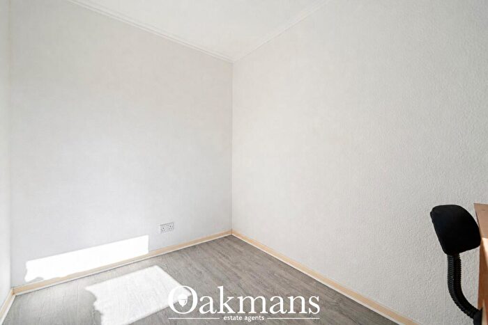 5 Bedroom House To Rent In Metchley Drive, Birmingham, B17