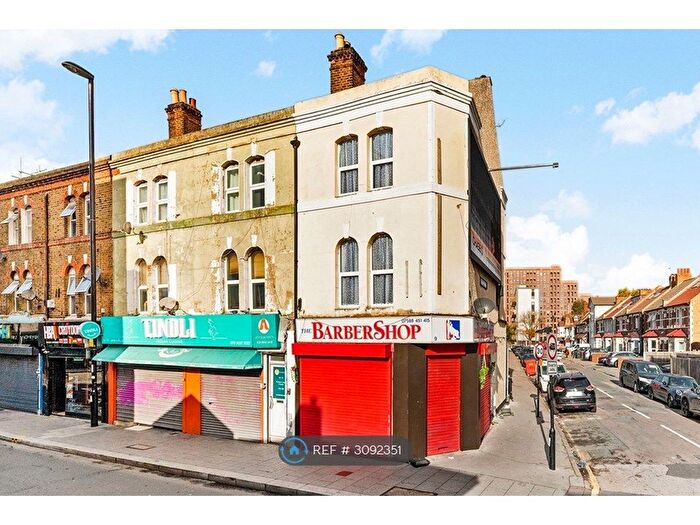 2 Bedroom Flat To Rent In St James's Road, Croydon, CR0