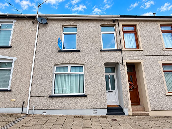 3 Bedroom Terraced House For Sale In Lambert Terrace, Aberdare, CF44