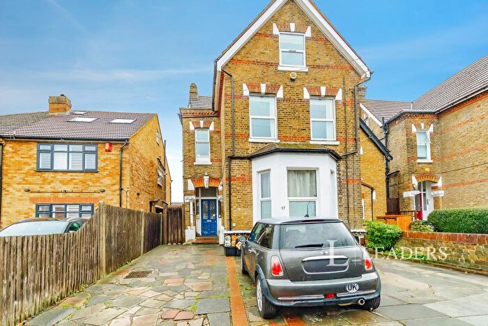 2 Bedroom Flat To Rent In Langley Road, Beckenham, BR3