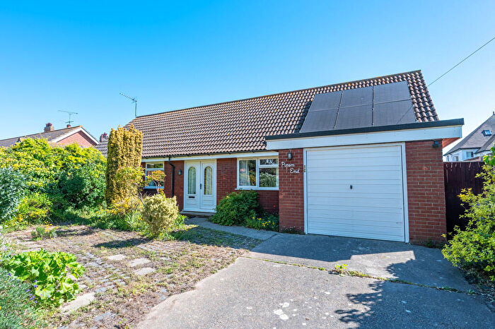 3 Bedroom Detached Bungalow For Sale In Maybush Lane, Felixstowe, IP11
