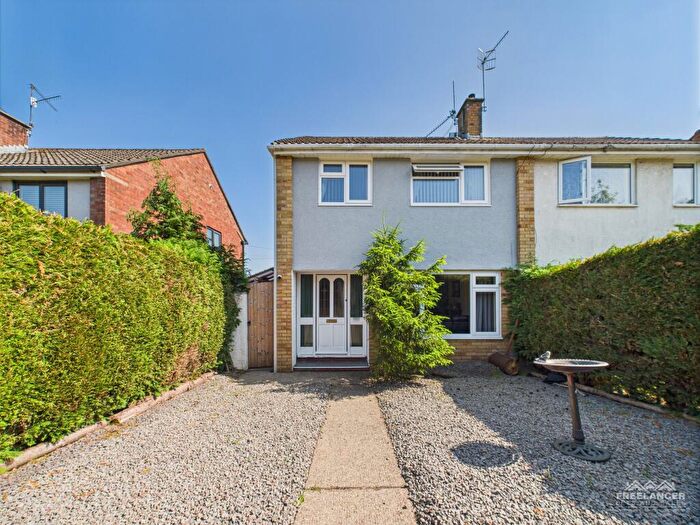 3 Bedroom Semi-Detached House For Sale In Pilton Vale, Malpas, Newport, NP20