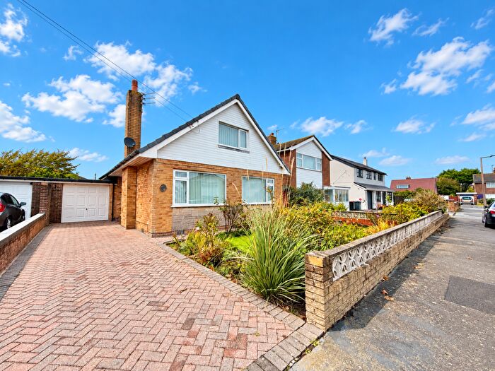 4 Bedroom Bungalow For Sale In Thirlmere Avenue, Fleetwood, FY7