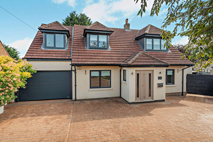 4 Bedroom Detached House For Sale In Chase Close, Stanion, NN14