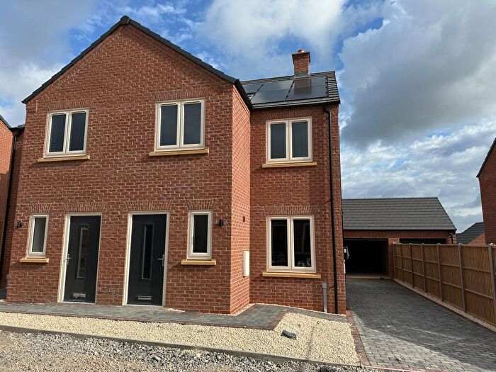 3 Bedroom Semi-Detached House To Rent In Blossom Drive, Louth, LN11