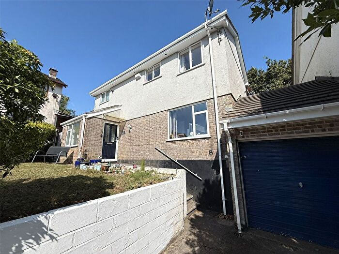 4 Bedroom Link Detached House For Sale In Greenbank Close, Grampound Road, Truro, TR2
