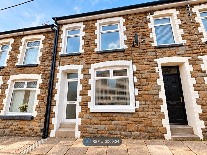 3 Bedroom Terraced House To Rent In Cross St, Abertillery, NP13