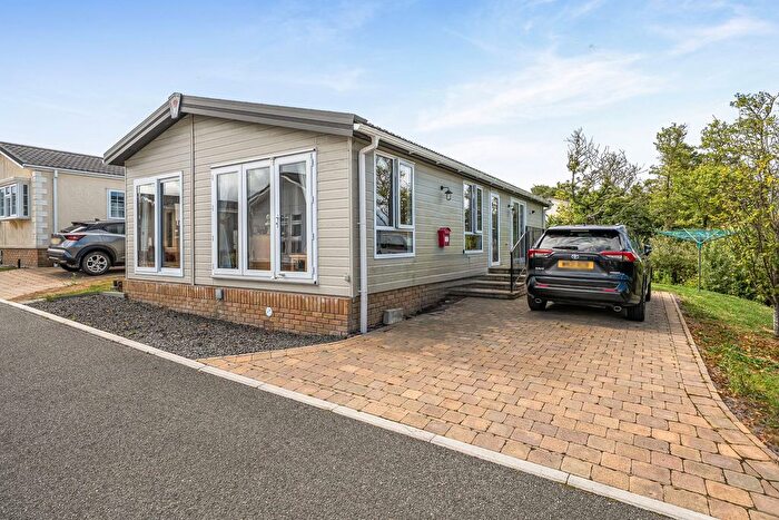 2 Bedroom Mobile/park Home For Sale In Catkin Close, Meadowlands Crt, Poundstock, Nr Bude, Cornwall, EX23