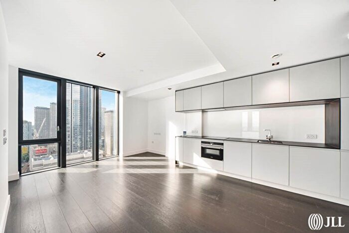 1 Bedroom Flat For Sale In Amory Tower, Marsh Wall, E14