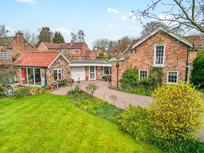 3 Bedroom Cottage For Sale In The Village, Skelton, York, YO30