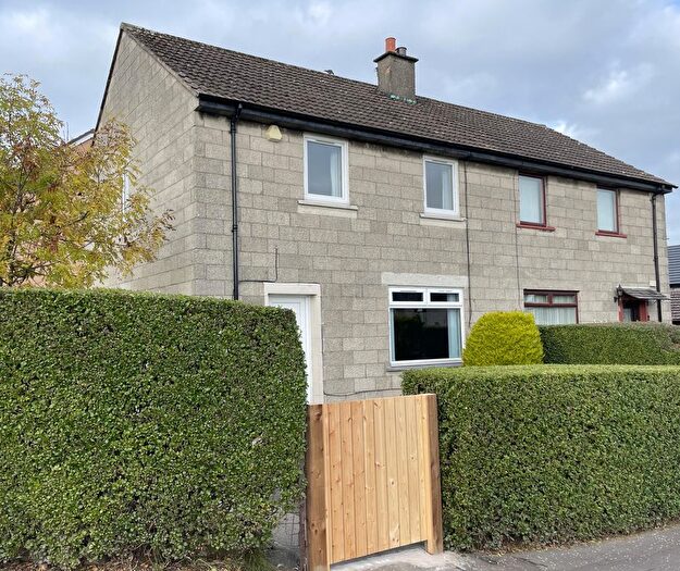 3 Bedroom Semi-Detached House To Rent In Balmoral Avenue, Broughty Ferry, Dundee, DD4