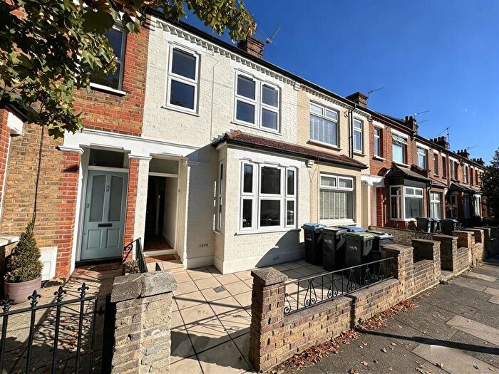 3 Bedroom Terraced House To Rent In Alberta Road, Enfield, EN1