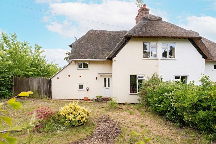 3 Bedroom Semi-Detached House For Sale In Stalham Road, Hoveton, NR12
