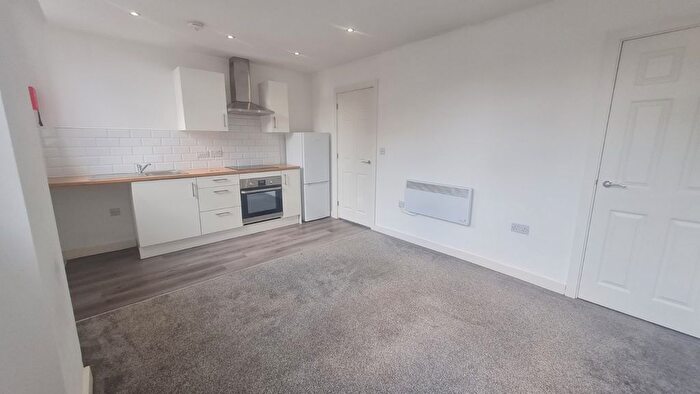 1 Bedroom Flat To Rent In Thornhill House, Thornhill Street, Wakefield, West Yorkshire, WF1