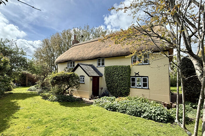3 Bedroom Cottage For Sale In Blashford, Ringwood, BH24