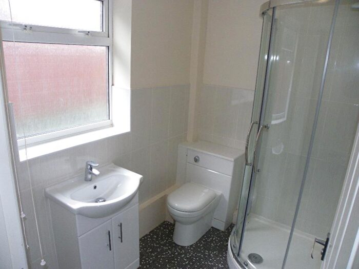 Studio To Rent In Foleshill Road, Flat, Coventry, CV6