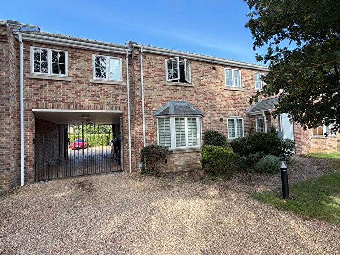 2 Bedroom Flat For Sale In Flat, Clarkes Lane, Wilburton, Ely, Cambridgeshire, CB6