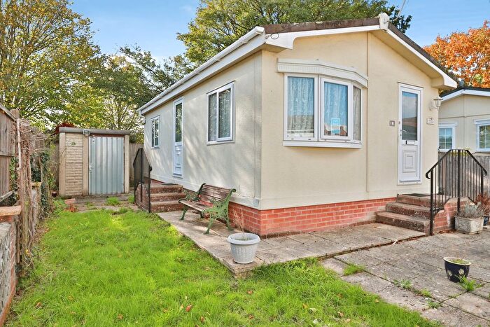 2 Bedroom Park Home For Sale In Roi-Mar Home Park, Throop Road, Bournemouth, Dorset, BH8