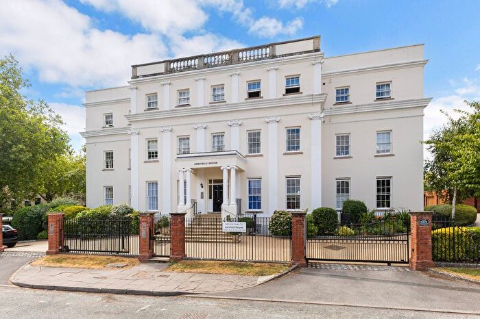 3 Bedroom Flat For Sale In Bayshill Lane, Cheltenham, Gloucestershire, GL50