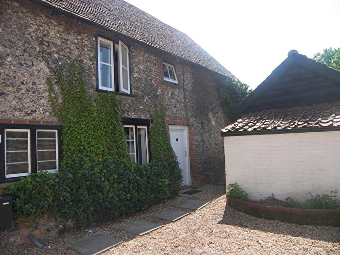 2 Bedroom Maisonette To Rent In Lower Road, Bookham, Leatherhead, KT23